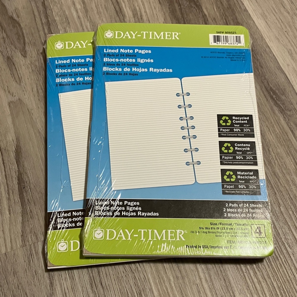 Day-Timer Lined Note Pages new in package. Size 4